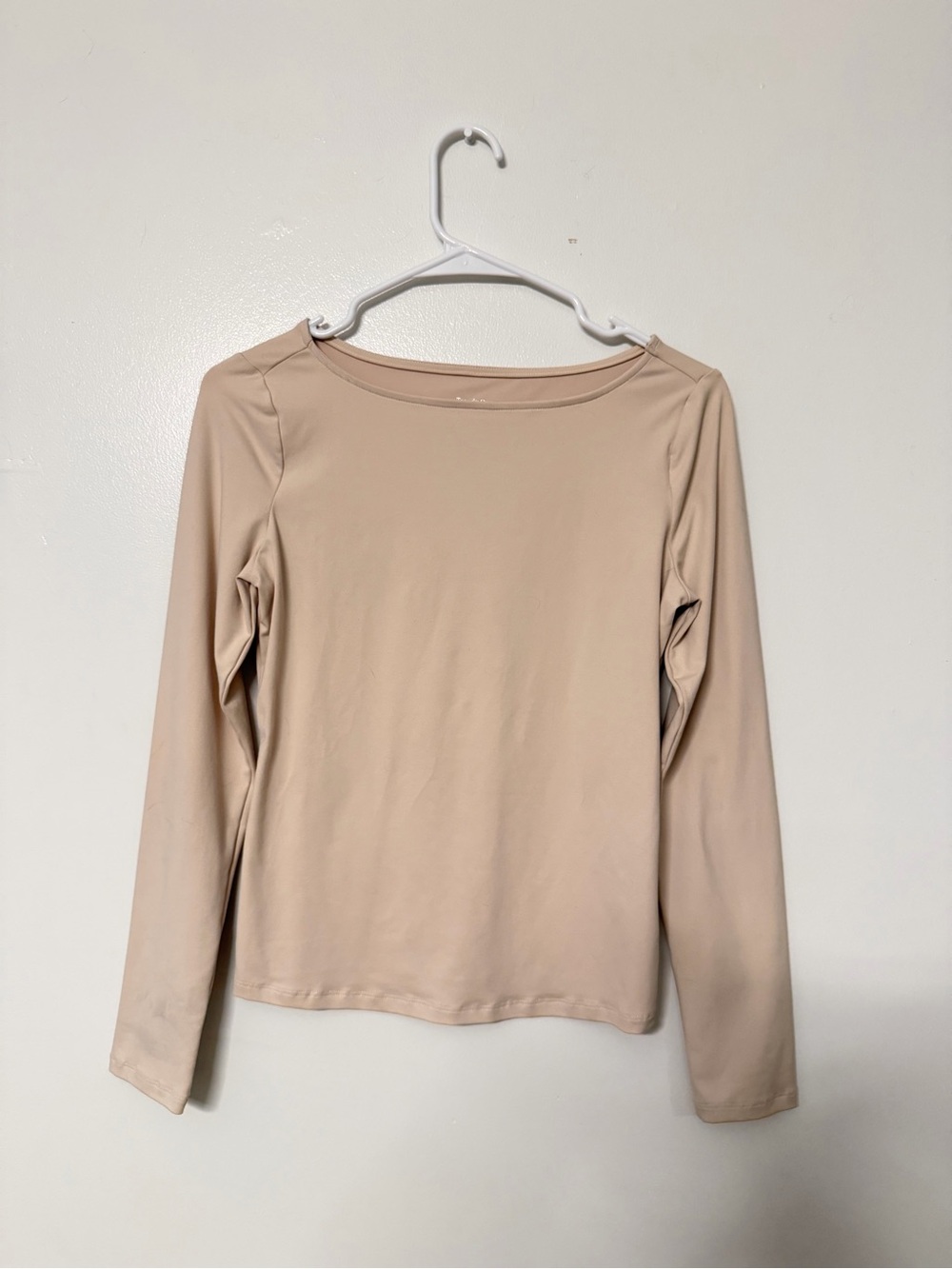 Women’s Long Sleeve Boatneck Top in Beige